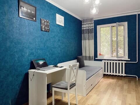 3-комнатная квартира, 60 м², 1/5 этаж, мкр Аксай-2, Мкр Аксай-2 — Бауыржана Момышулы